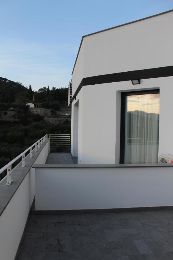 Apartamento Abelia 4 Pietra Ligure Exterior foto